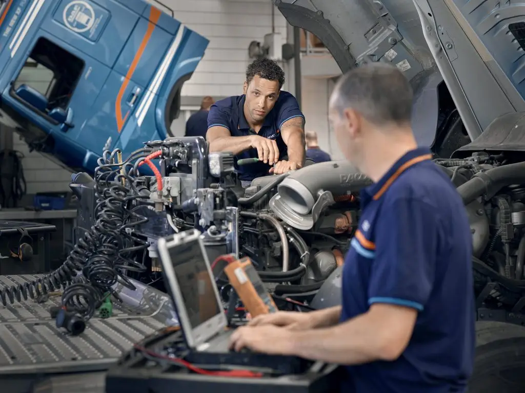 Diagnosetechnicus Bakker Bedrijfswagens